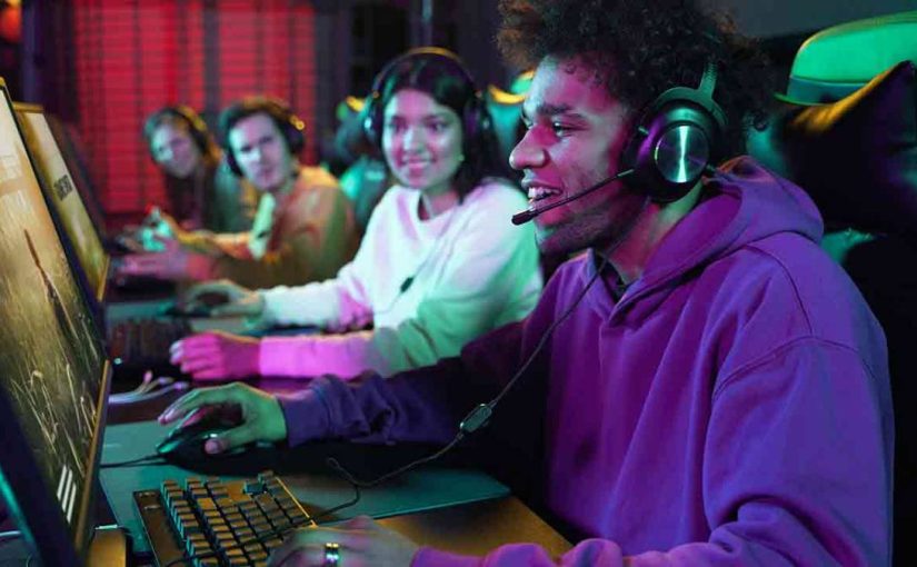 Kenapa Banyak Orang Lebih Nyaman Berteman di Game Online daripada Dunia Nyata